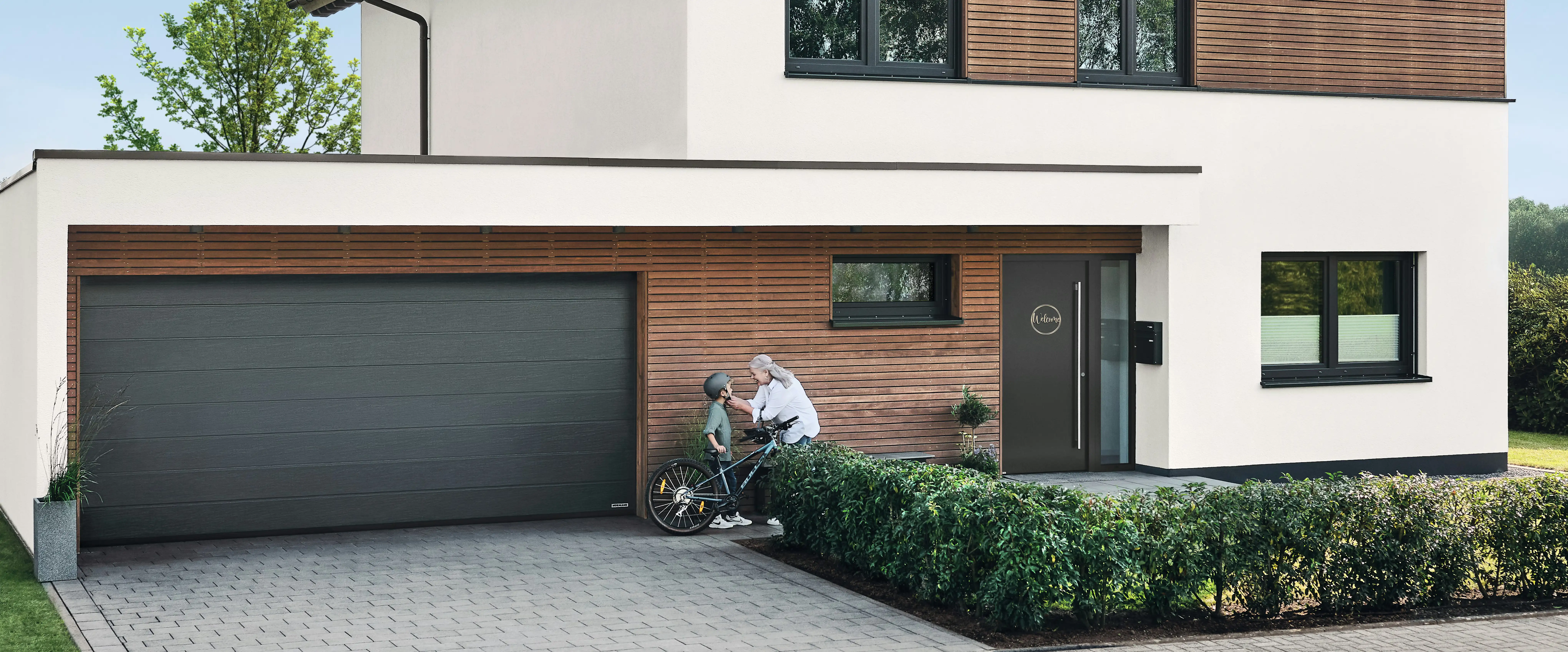 Moderna garažna vrata — MAJ COMMERCE Bihać