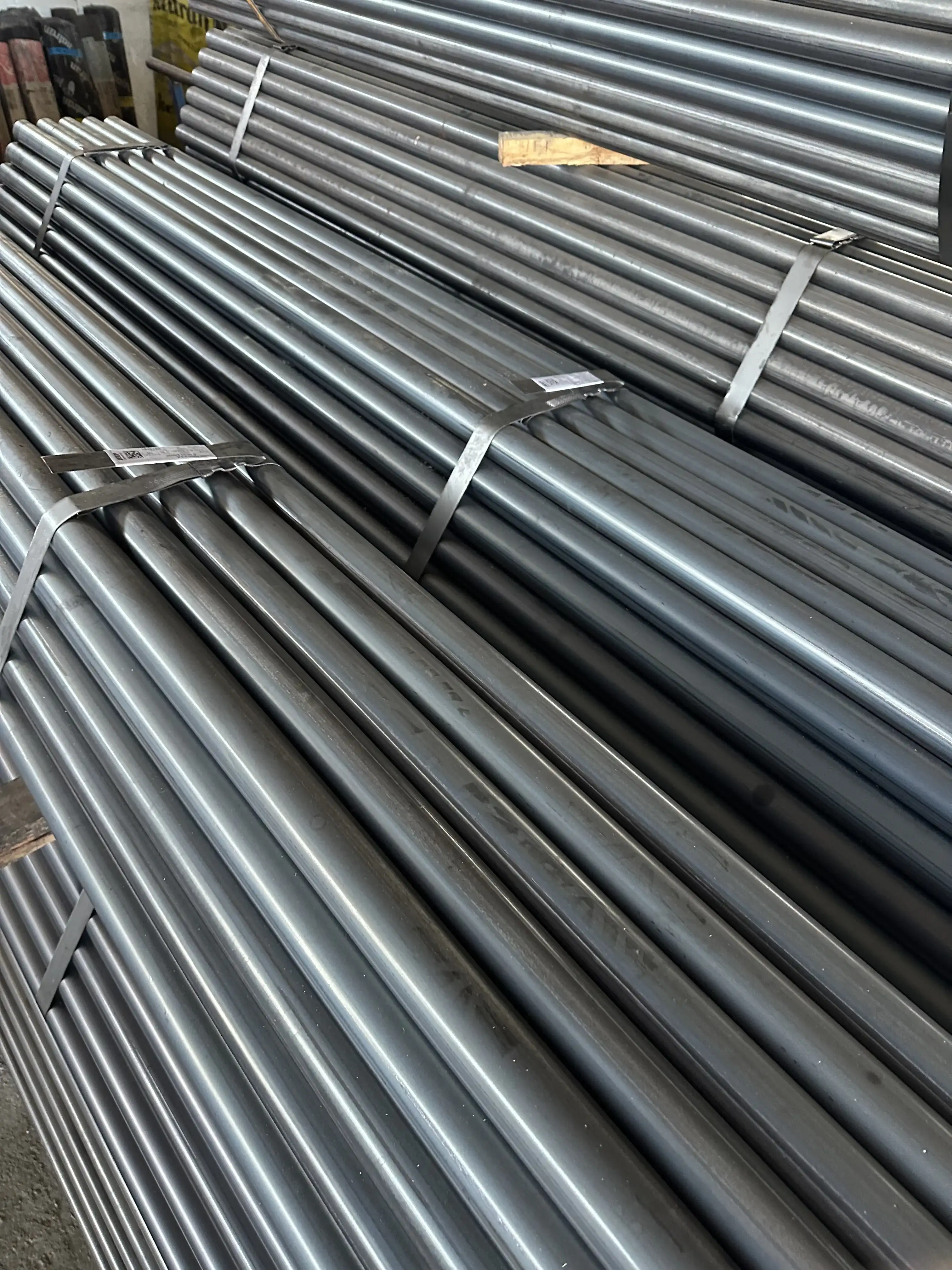 Čelični nosači i grede — MAJ COMMERCE Bihać